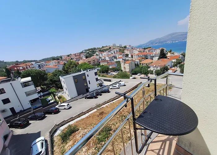 Amara Trogir
